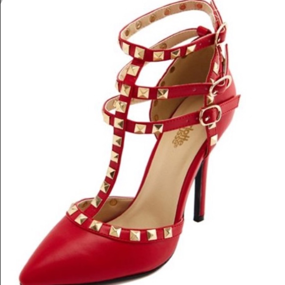 Red RockStud Heels 👠